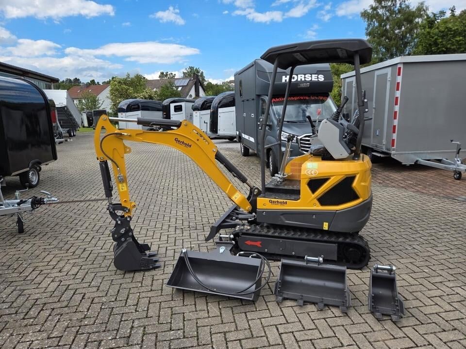 New 2026 Kubota D722 Mini Excavator New 2026 Kubota D722 Mini Excavator