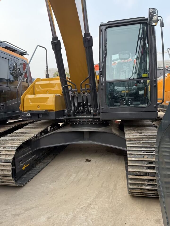 New 2026 XCMG XE215GA Crawler Excavator New 2026 XCMG XE215GA Crawler Excavator