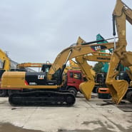 2022 Caterpillar 330D2L crawler excavator side view 2022 Caterpillar 330D2L crawler excavator side view
