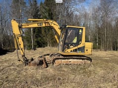 1998 Caterpillar 307C crawler excavator side view
