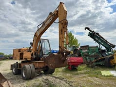 1997 CASE 588-P wheel excavator, side view
