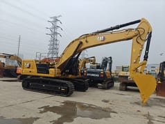 2024 Caterpillar 345GC crawler excavator, side profile view 2024 Caterpillar 345GC crawler excavator, side profile view