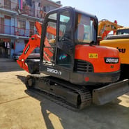 2019 Doosan DH60-7 crawler excavator, front three-quarter view