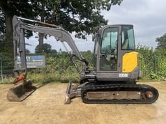 2020 Volvo ECR50D mini excavator side view
