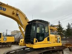 2012 Komatsu PC210LC-8 Crawler Excavator 2012 Komatsu PC210LC-8 Crawler Excavator