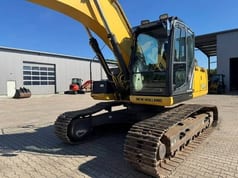2014 New Holland E215C Crawler Excavator 2014 New Holland E215C Crawler Excavator