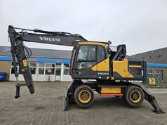 2016 Volvo EW160E wheel excavator side view
