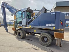 2017 Fuchs MHL350F material handler, side view
