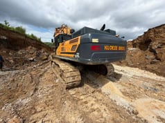 2017 Hyundai HX520L Crawler Excavator