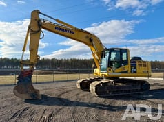 2017 Komatsu PC210LC-10 Crawler Excavator 2017 Komatsu PC210LC-10 Crawler Excavator