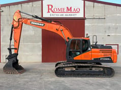 2018 Doosan DX225LC Crawler Excavator