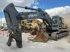 2018 Volvo EC480DL Crawler Excavator