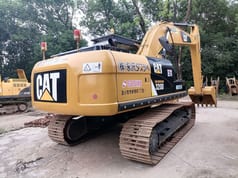 2019 Caterpillar 320D2 Crawler Excavator