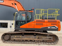 2020 Doosan DX300LC-7 Crawler Excavator
