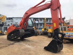 2020 Hitachi ZX210 crawler excavator, side view 2020 Hitachi ZX210 crawler excavator, side view