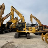 2023 Komatsu PC200-7 crawler excavator, front view 2023 Komatsu PC200-7 crawler excavator, front view
