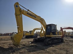 2025 Komatsu PC240-8 crawler excavator, side view 2025 Komatsu PC240-8 crawler excavator, side view