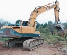 2026 Hyundai R225LC-9T crawler excavator, rear three-quarter view 2026 Hyundai R225LC-9T crawler excavator, rear three-quarter view