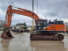2021 Hitachi ZX490 LCH-7 crawler excavator, side view