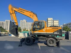 2021 Hyundai R210W-9 wheel excavator side view 2021 Hyundai R210W-9 wheel excavator side view