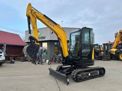 2025 Aipha TZ36U mini excavator, front three-quarter view
