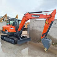 2014 Doosan DX55-9C crawler excavator, side view