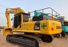 2020 Komatsu PC450-8 crawler excavator, rear three-quarter view 2020 Komatsu PC450-8 crawler excavator, rear three-quarter view