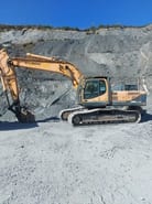 2013 Hyundai 380LC-9 excavator side view