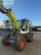 2023 Claas TORION 738 T SINUS wheel loader, front three-quarter view