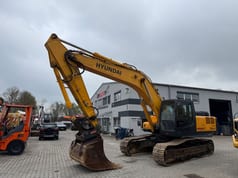 2008 Hyundai R320NLC-7A crawler excavator, side view