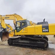 2017 Komatsu PC400-7 crawler excavator side view
