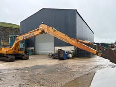 2006 Hyundai 210-LC-3 excavator, side profile view