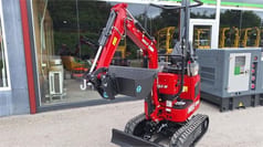 Mole M10 mini excavator, front three-quarter view