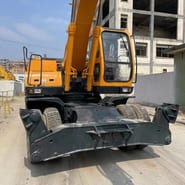 2013 Hyundai R210W-9 wheel excavator, rear view