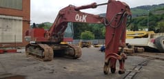 2000 O&K RH16 crawler excavator, side view