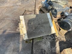 Caterpillar 214 B FT wheel excavator radiator component Caterpillar 214 B FT wheel excavator radiator component