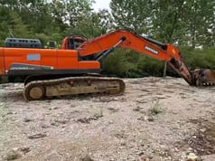 2022 Doosan DX340LC-9C crawler excavator, side view 2022 Doosan DX340LC-9C crawler excavator, side view