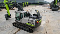 2025 Zoomlion ZE225G crawler excavator, high-angle rear view