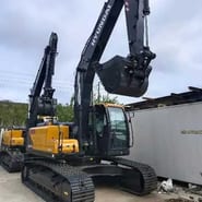 2018 Hyundai 225LVS crawler excavator, side view 2018 Hyundai 225LVS crawler excavator, side view
