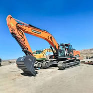 2026 Develon DX360LCA-7B crawler excavator, side profile view