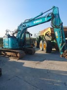 2017 Kobelco SK140SRLC-5 excavator, side profile view