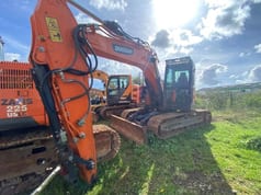 2017 Doosan DX140LCR-5 crawler excavator, front three-quarter view