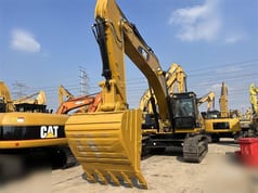 2019 Caterpillar 336D2 crawler excavator, front view of bucket and boom