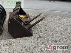 2000 Volvo L40B mini excavator attachment