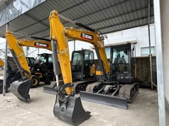 2026 XCMG XE60G mini excavator, front three-quarter view