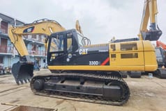 2018 Caterpillar 330D2 crawler excavator, side view