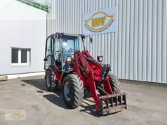 2013 Weidemann 4070 CX 100 wheel loader, front three-quarter view