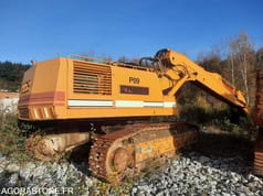 1992 Liebherr R952 HD Litronic excavator, rear three-quarter view