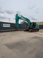 2019 Kobelco SK210LC-10 crawler excavator side view 2019 Kobelco SK210LC-10 crawler excavator side view