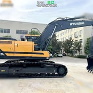 2026 Hyundai HX220L crawler excavator side view 2026 Hyundai HX220L crawler excavator side view